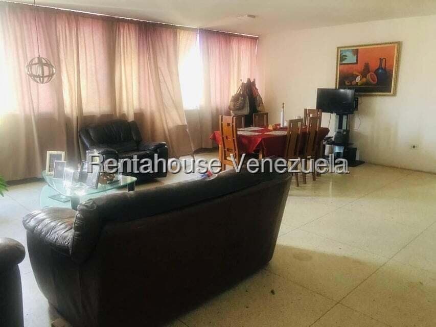 Foto 10 de Oficina en Sabana Grande, Caracas