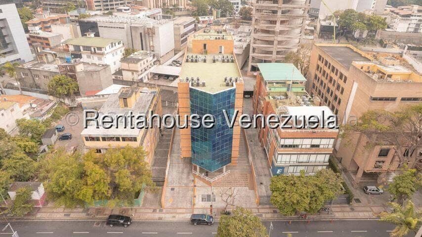 Local comercial en Las Mercedes, Caracas