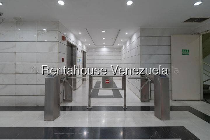 Foto 4 de Local comercial en Las Mercedes, Caracas