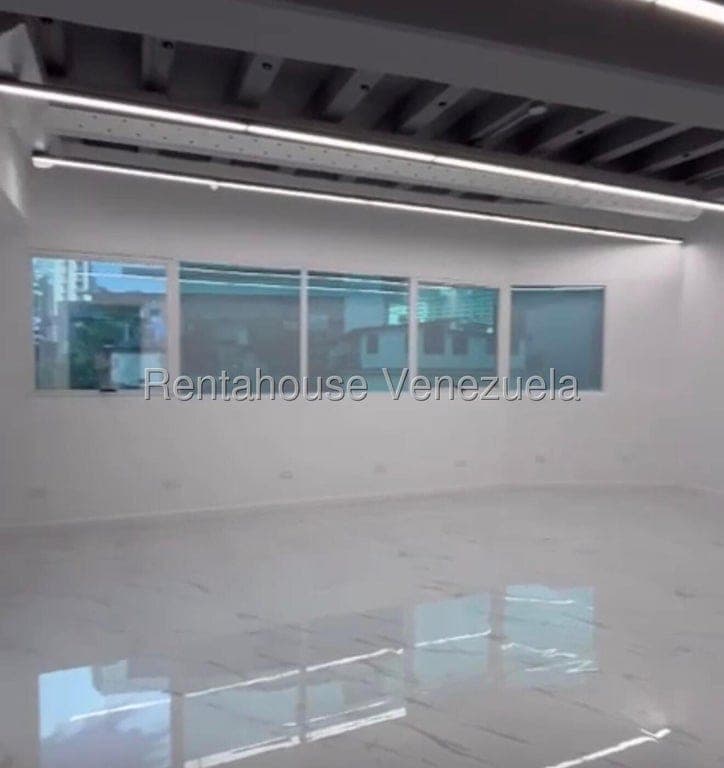 Foto 6 de Local comercial en Las Mercedes, Caracas