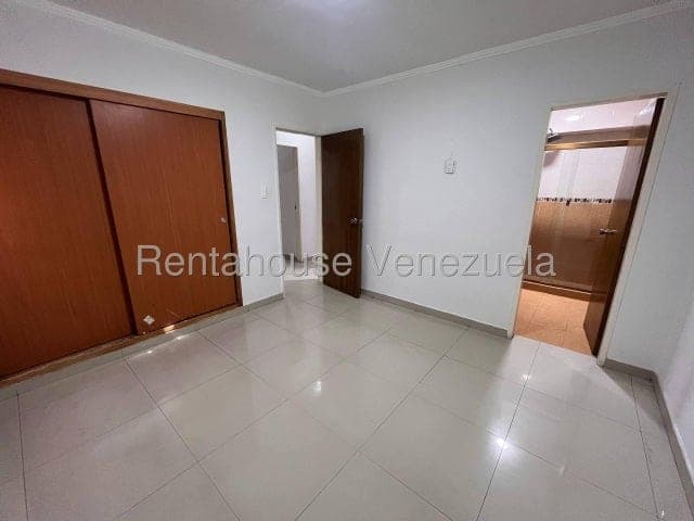 Foto 9 de Apartamento en Urbanización El Centro, Maracay