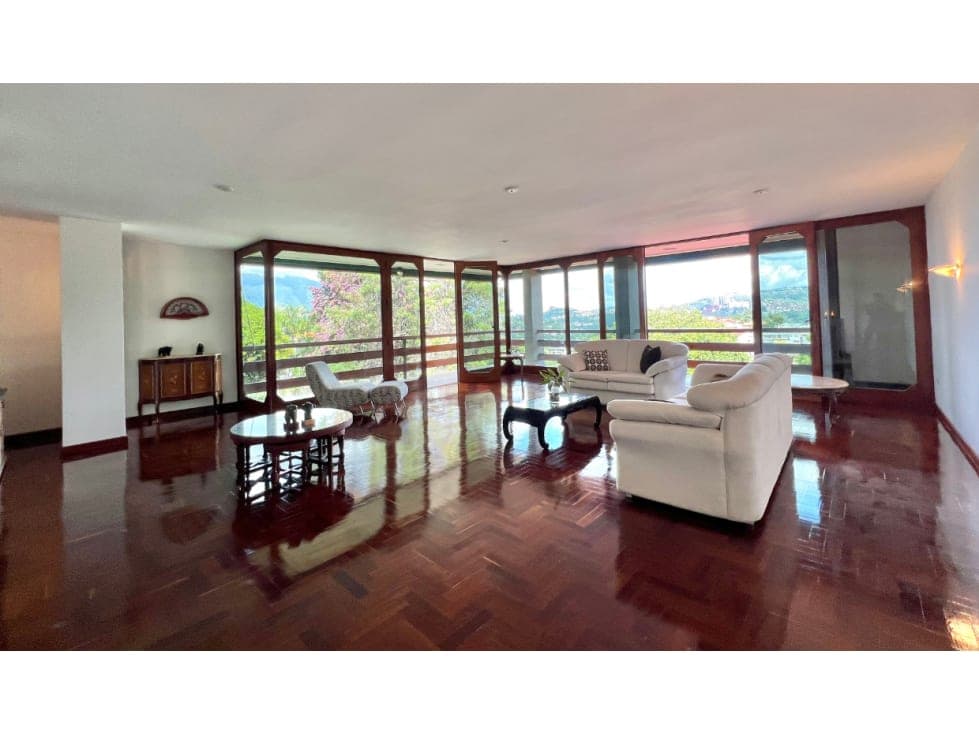 Foto 4 de Casa en Cumbres de Curumo, Caracas