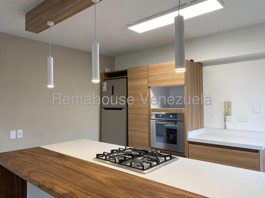 Foto 10 de Apartamento en Los Palos Grandes, Caracas