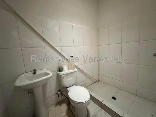 Foto 7 de Local comercial en Urbanizacion Santa Rosa, Maracay
