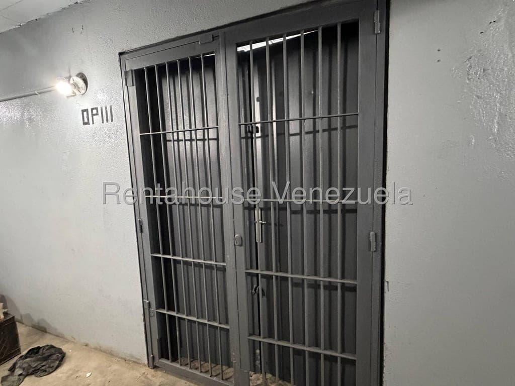 Foto 2 de Galpón en Los Palos Grandes, Caracas
