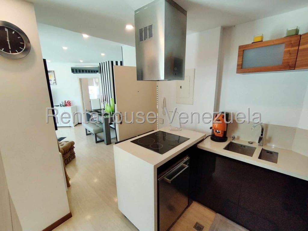 Foto 4 de Apartamento en Los Naranjos de las Mercedes, Caracas
