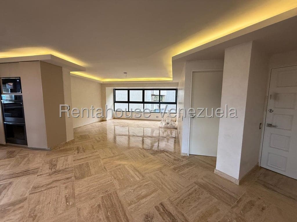 Foto 11 de Apartamento en Altamira, Caracas