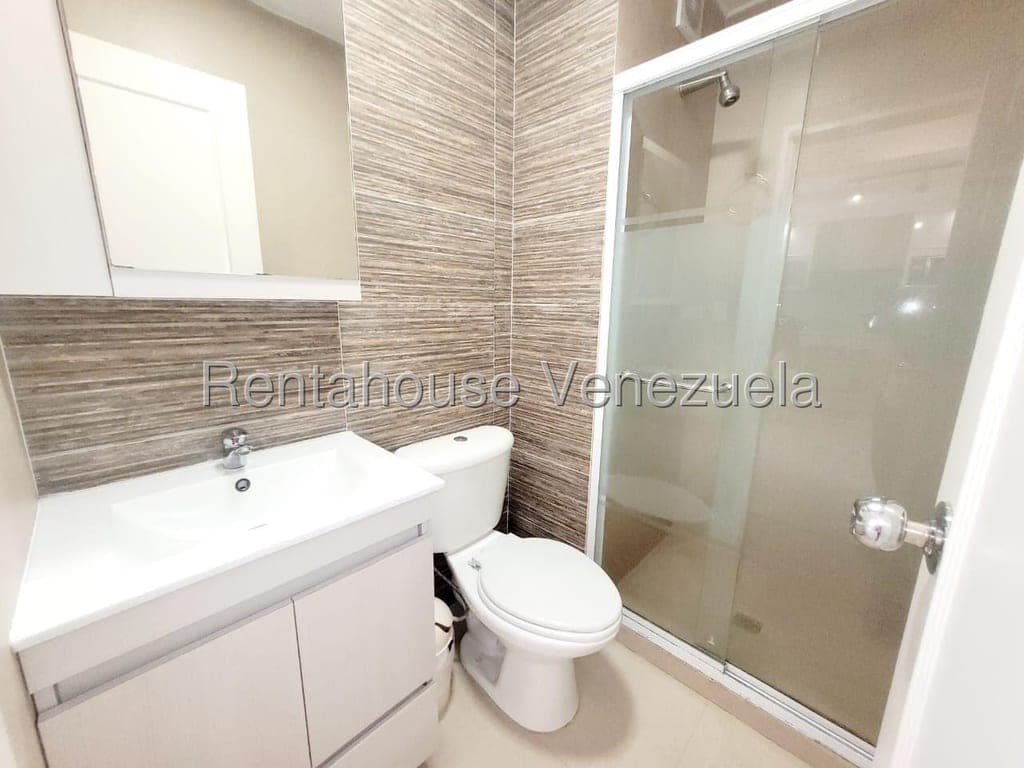 Foto 11 de Apartamento en Colinas de La Tahona, Caracas