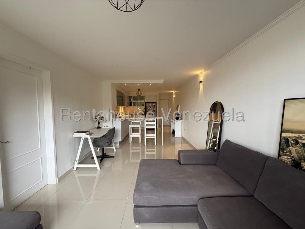 Foto 4 de Apartamento en Colinas de La Tahona, Caracas