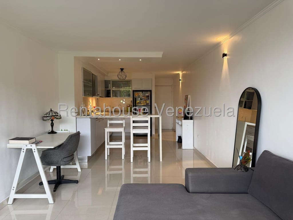 Foto 7 de Apartamento en Colinas de La Tahona, Caracas