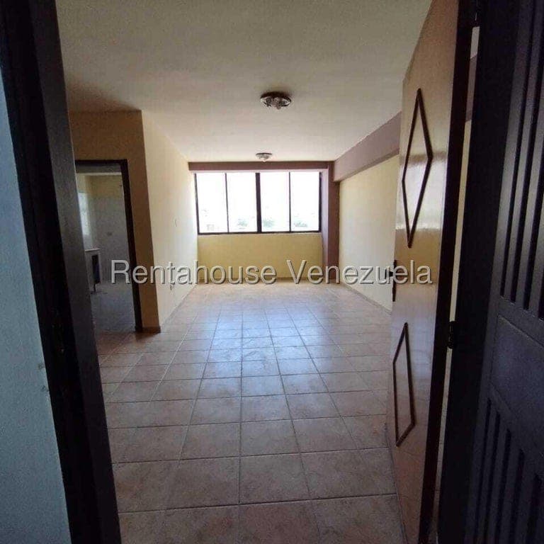 Foto 4 de Apartamento en Lomas del Este, Valencia
