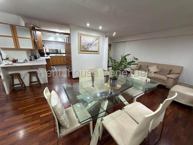 Foto 5 de Apartamento en El Rosal, Caracas