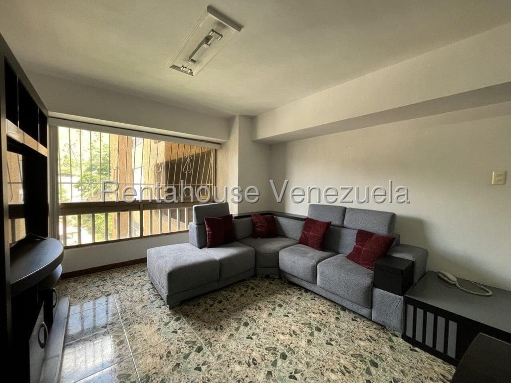 Foto 10 de Apartamento en El Paraíso, Caracas