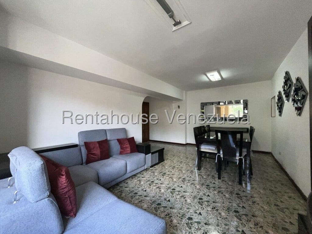 Foto 11 de Apartamento en El Paraíso, Caracas