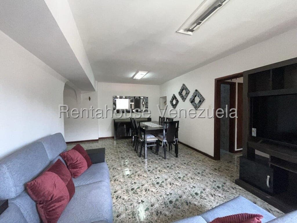 Foto 12 de Apartamento en El Paraíso, Caracas