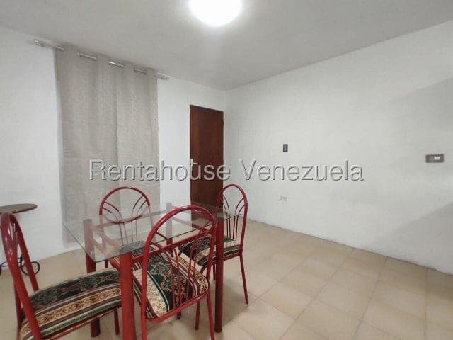 Foto 4 de Apartamento en Los Samanes, Maracay