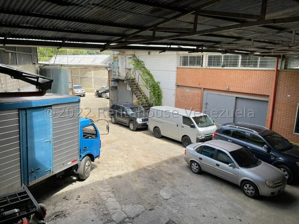 Foto 4 de Galpón en La Trinidad, Caracas