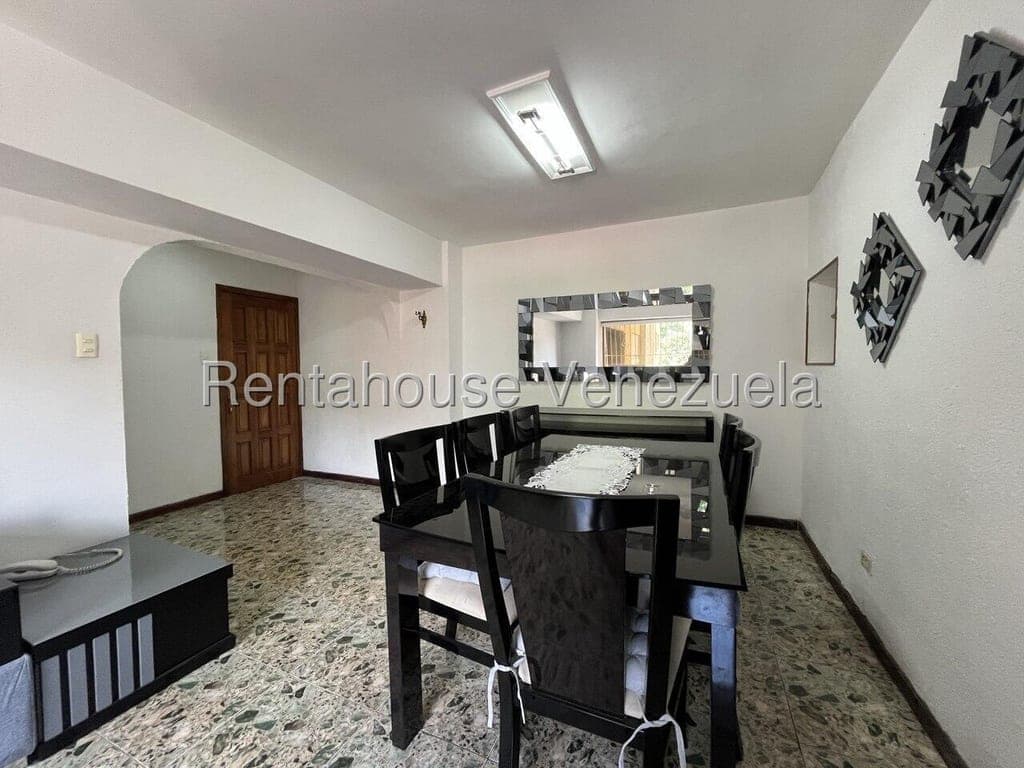Foto 8 de Apartamento en El Paraíso, Caracas