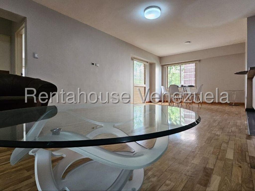 Foto 8 de Apartamento en Campo Alegre, Caracas