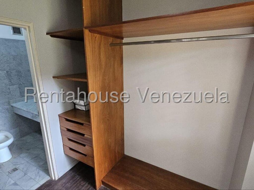 Foto 10 de Apartamento en Campo Alegre, Caracas