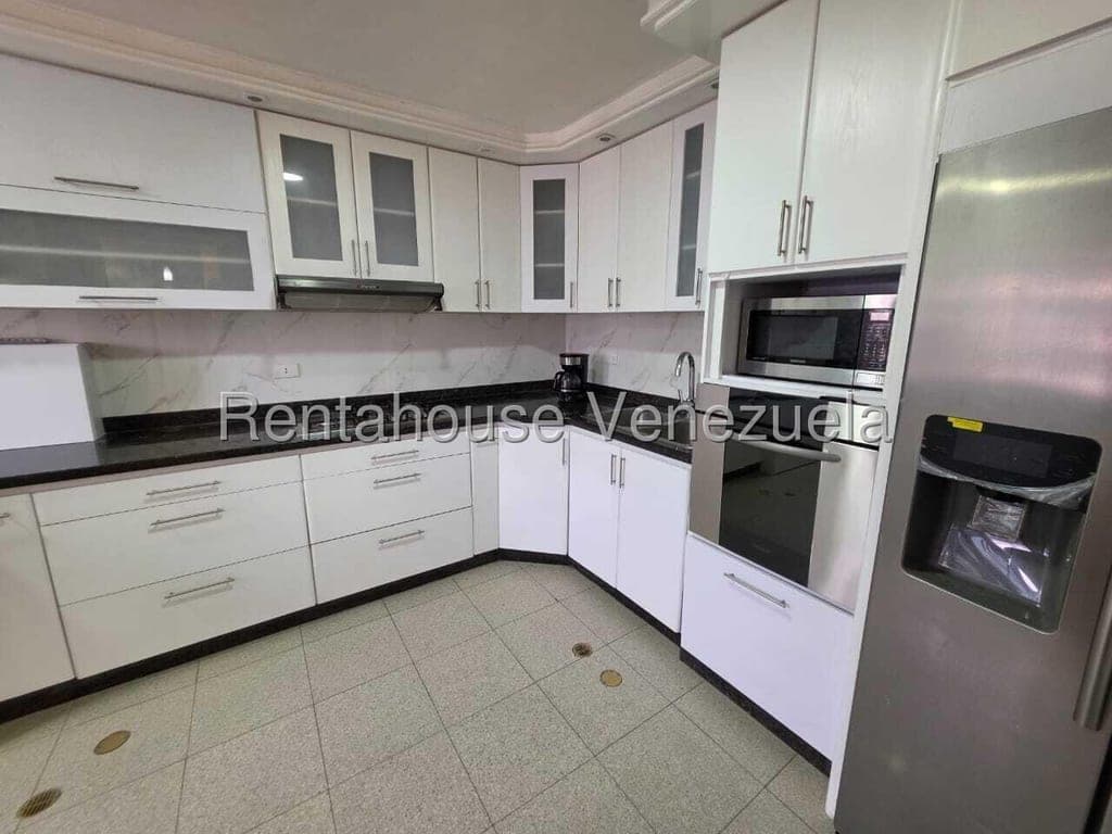 Foto 8 de Apartamento en Los Chaguaramos, Caracas
