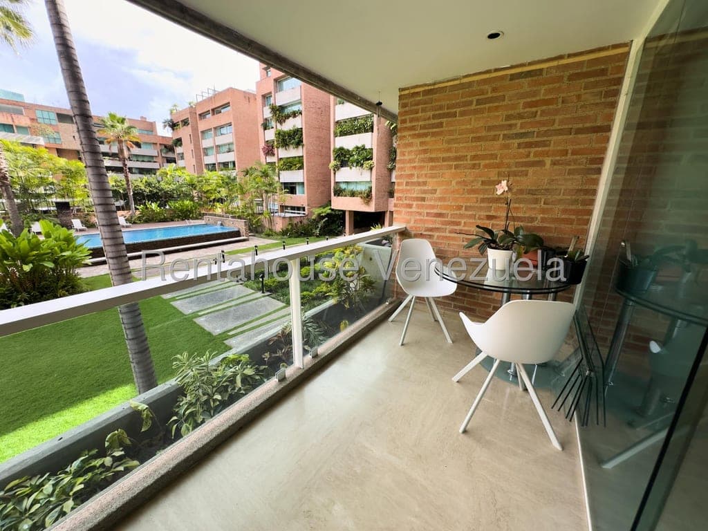 Foto 8 de Apartamento en Campo Alegre, Caracas