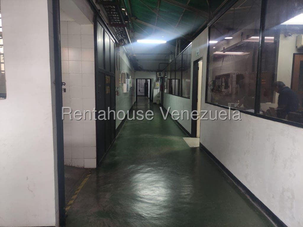 Foto 4 de Edificio en Guaicaipuro, Caracas