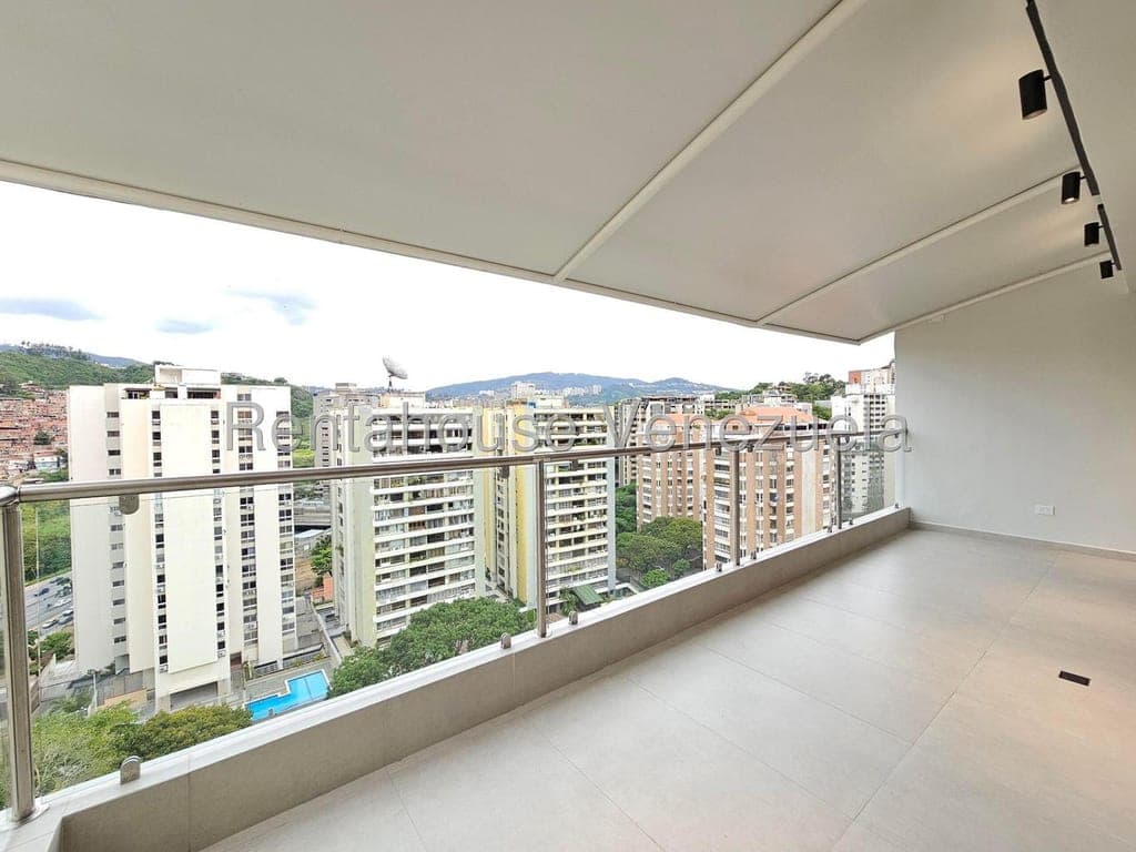 Foto 8 de Apartamento en Santa Fe Norte, Caracas