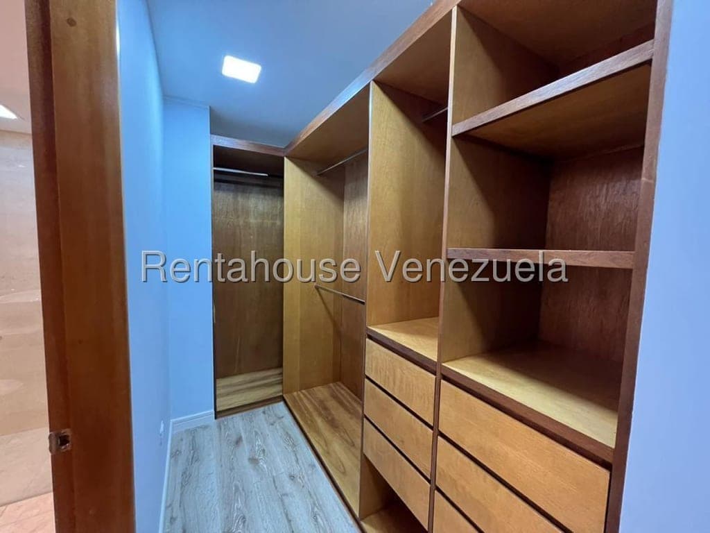 Foto 5 de Apartamento en Campo Alegre, Caracas