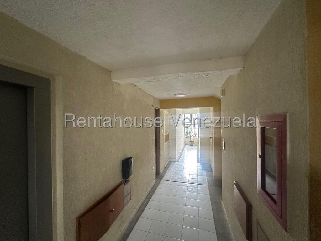 Foto 4 de Apartamento en El Parral, Valencia