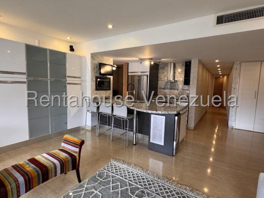 Foto 6 de Apartamento en Campo Alegre, Caracas