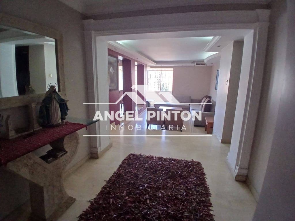 Foto 3 de Apartamento en La Lago, Maracaibo