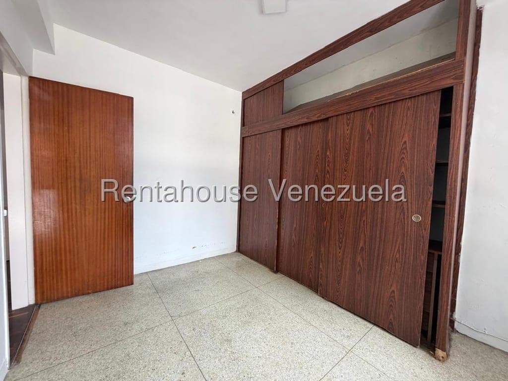 Foto 8 de Apartamento en Los Chaguaramos, Caracas