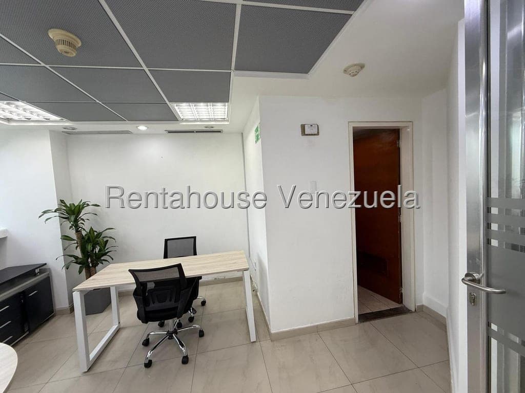 Foto 5 de Local comercial en La Viña, Valencia