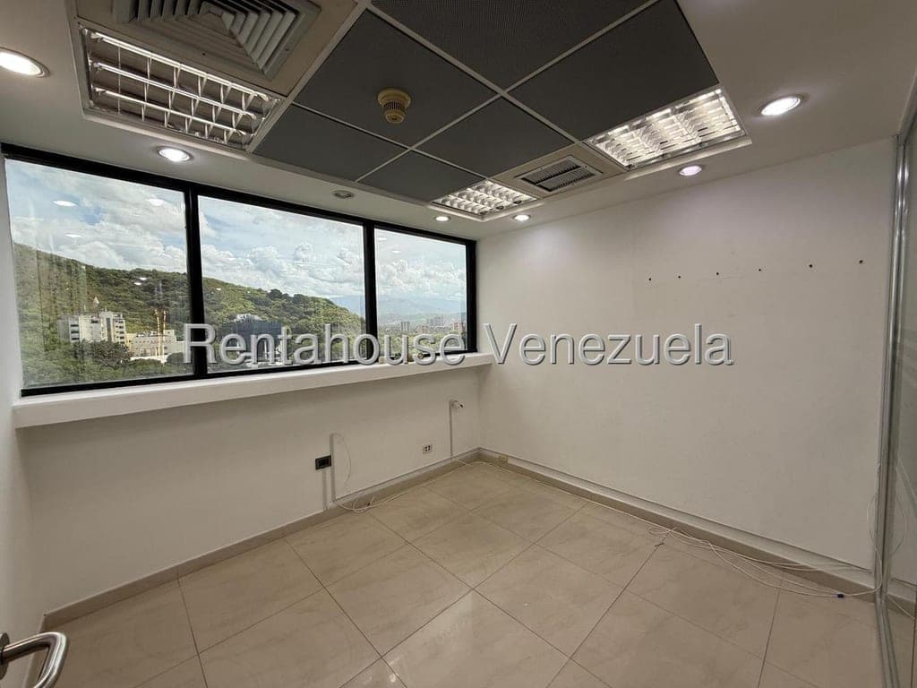 Foto 9 de Local comercial en La Viña, Valencia