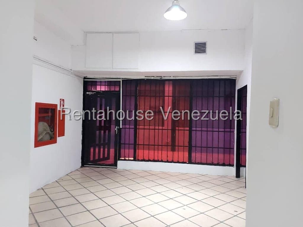 Foto 4 de Local comercial en Zona Industrial, Valencia