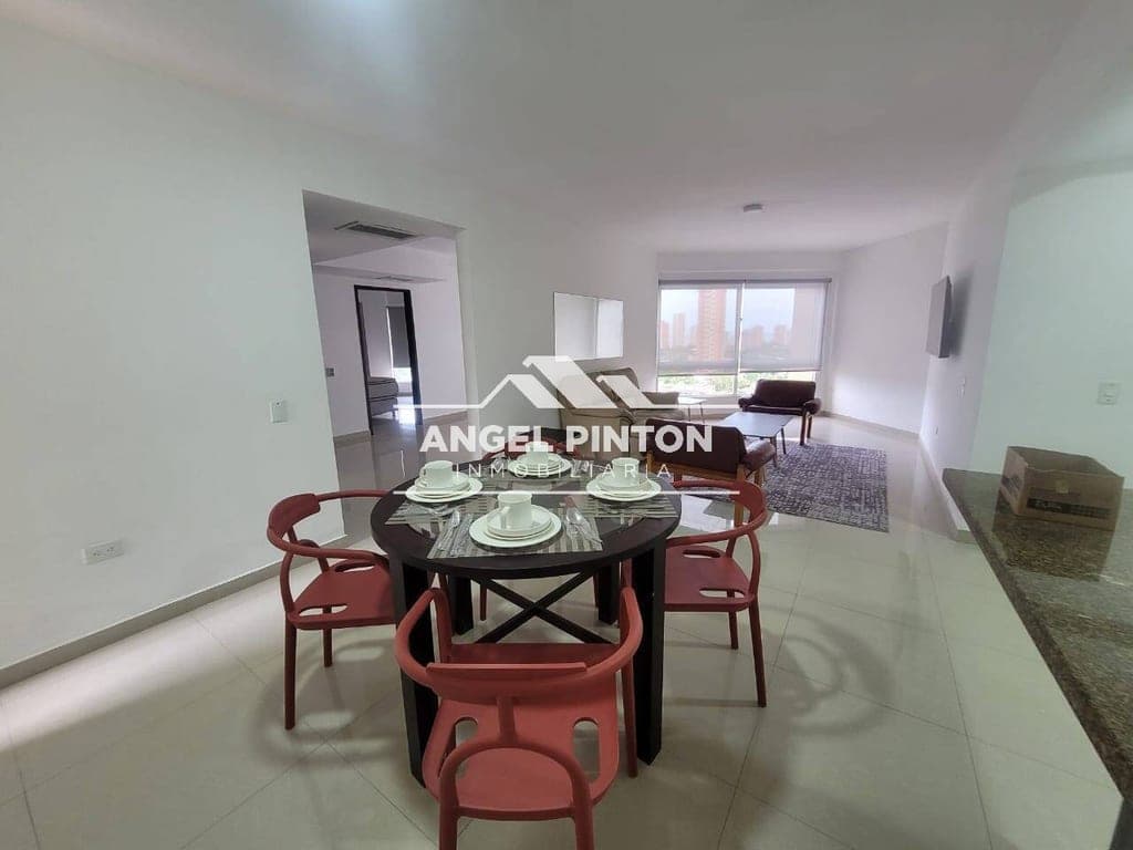 Foto 3 de Apartamento en Avenida Cecilio Acosta, Maracaibo