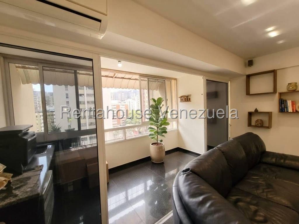 Foto 4 de Apartamento en La Urbina, Caracas