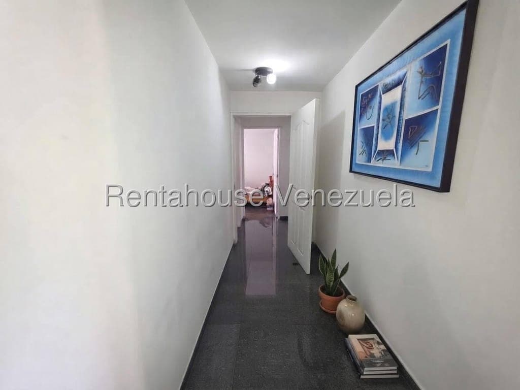 Foto 11 de Apartamento en La Urbina, Caracas