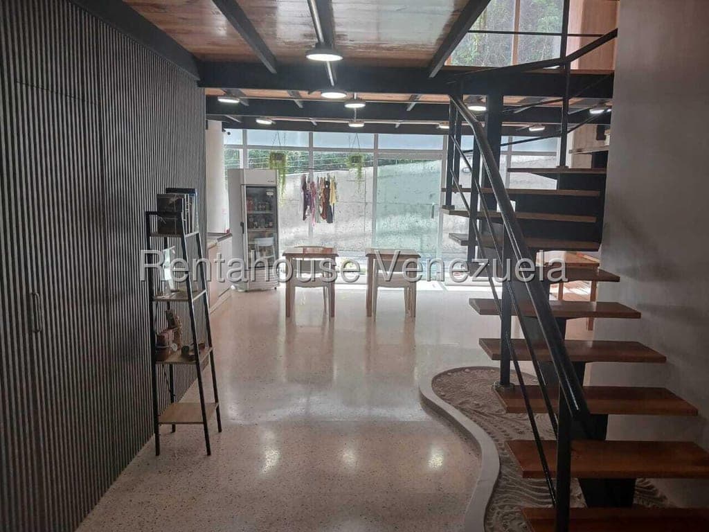 Foto 6 de Local comercial en La Trinidad, Caracas