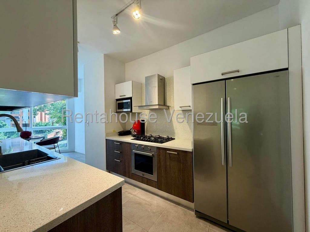 Foto 9 de Apartamento en Los Naranjos de las Mercedes, Caracas