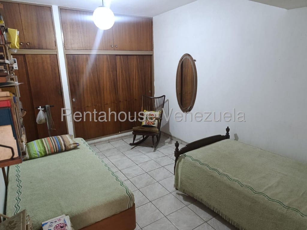 Foto 9 de Apartamento en Los Chaguaramos, Caracas