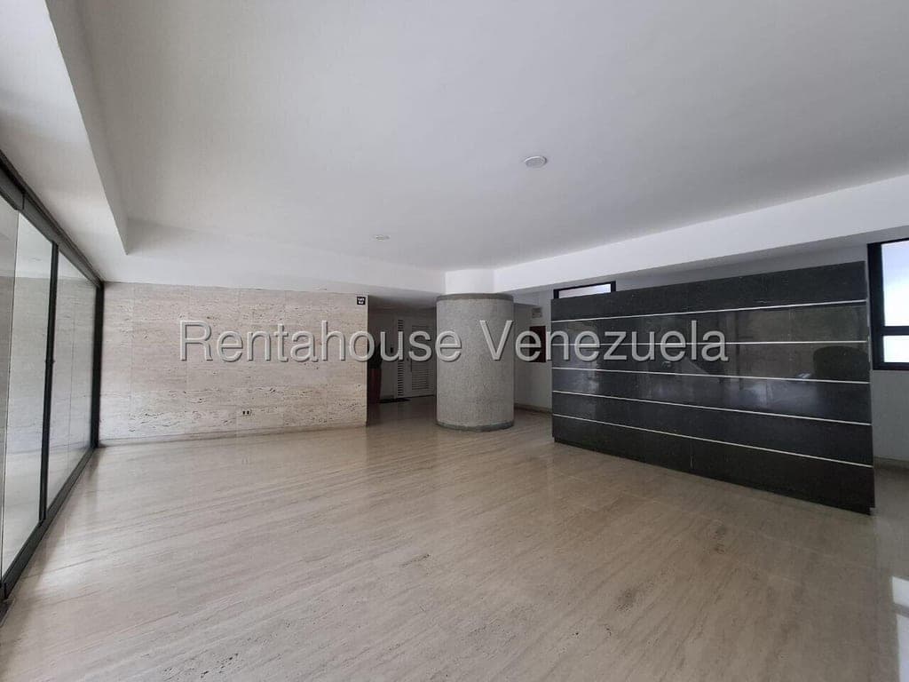 Foto 2 de Apartamento en Santa Fe Norte, Caracas