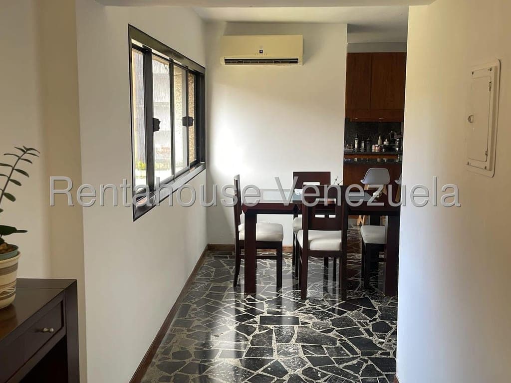 Foto 2 de Apartamento en Colinas de Valle Arriba, Caracas