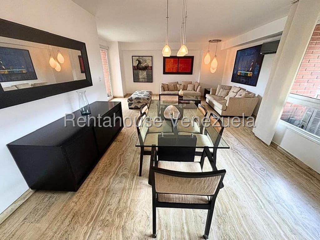 Foto 5 de Apartamento en El Rosal, Caracas