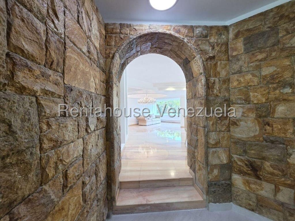 Foto 8 de Apartamento en Altamira, Caracas