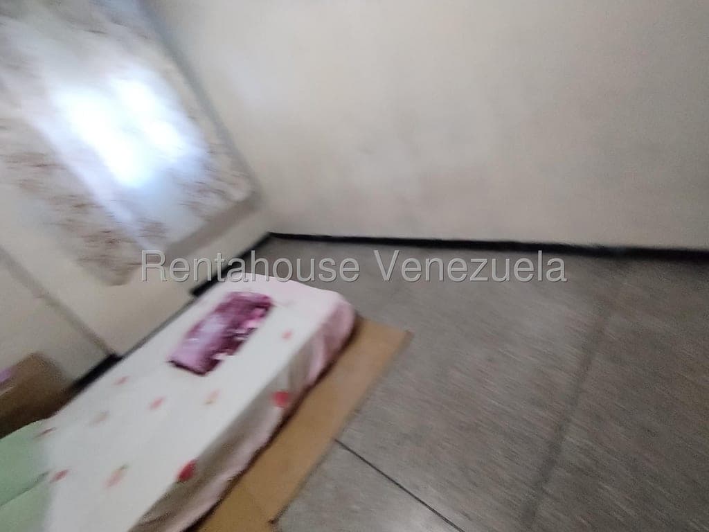 Foto 6 de Apartamento en Avenida Lara, Valencia
