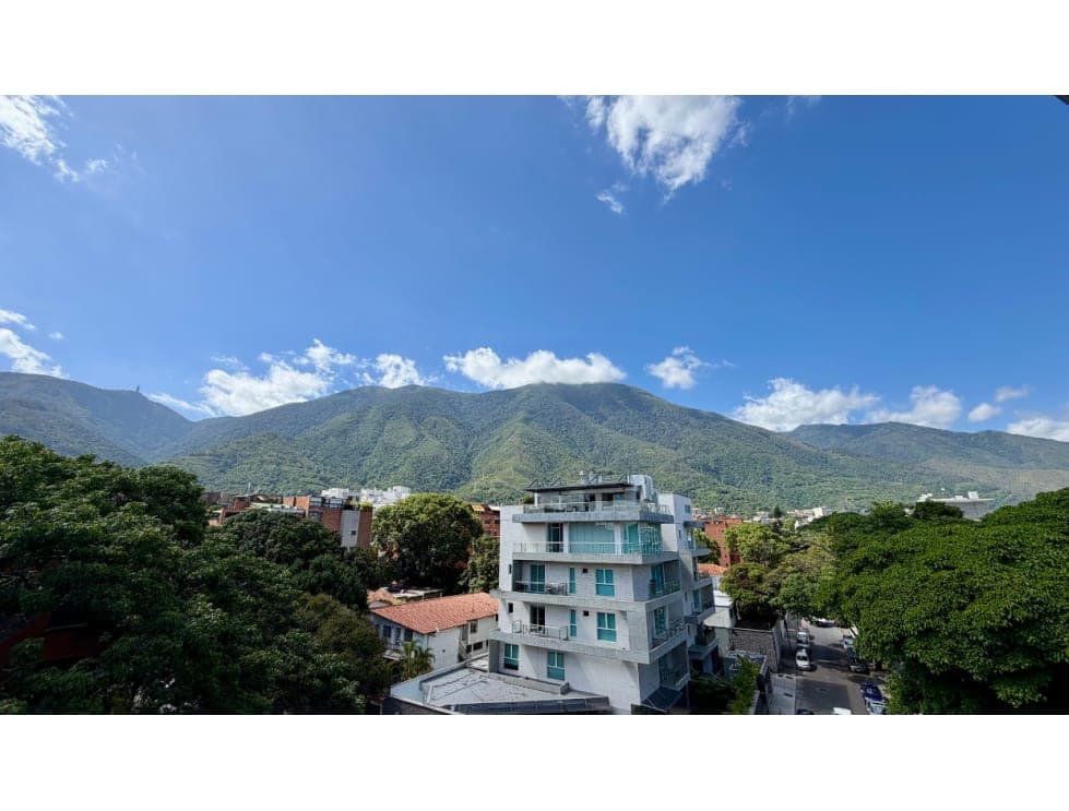 Foto 11 de Apartamento en La Castellana, Caracas