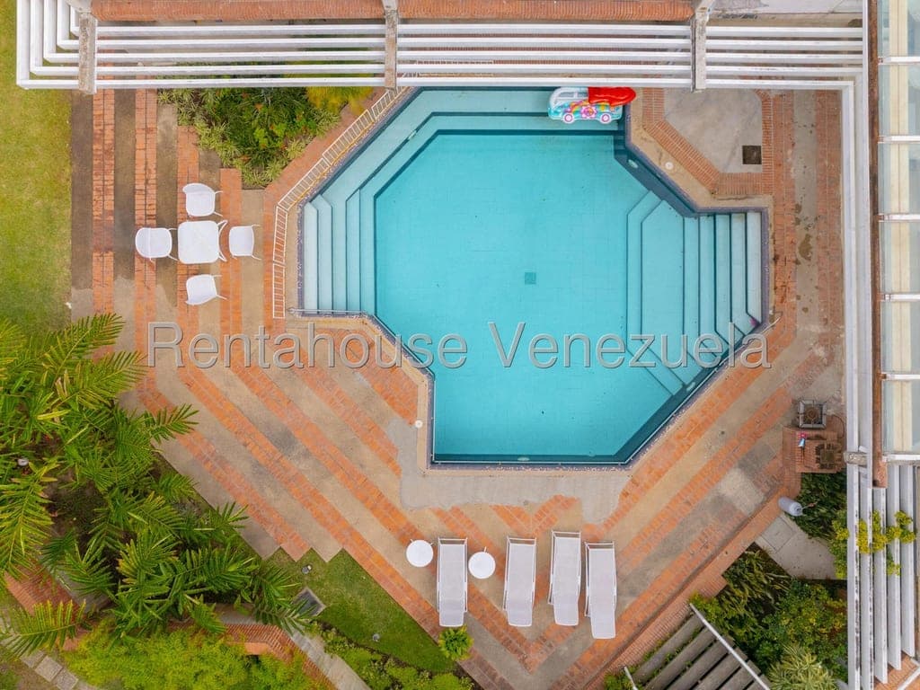 Foto 4 de Casa en Cerro Verde, Caracas