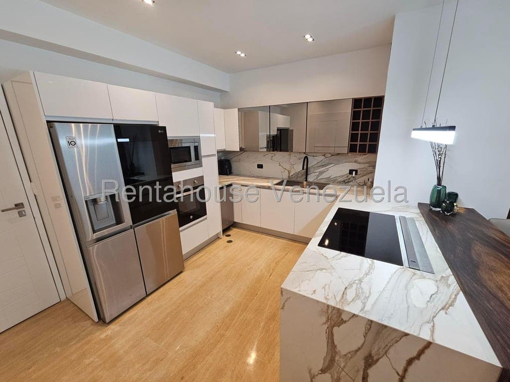 Foto 4 de Apartamento en Campo Alegre, Caracas
